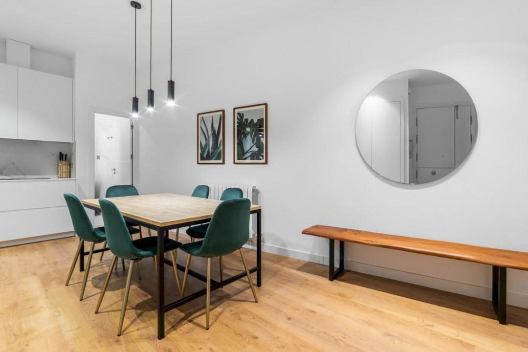 2 Bedrooms 1 Bathroom Furnished - Centro - Equipped & Stylish - Minty Stay Madrid Dış mekan fotoğraf