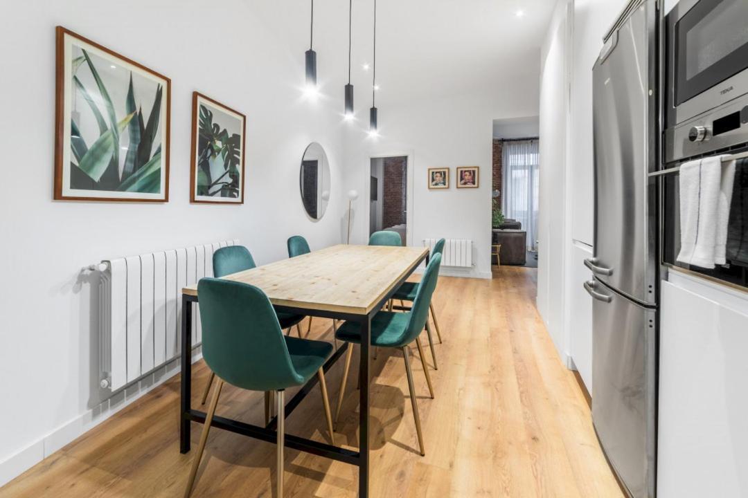 2 Bedrooms 1 Bathroom Furnished - Centro - Equipped & Stylish - Minty Stay Madrid Dış mekan fotoğraf